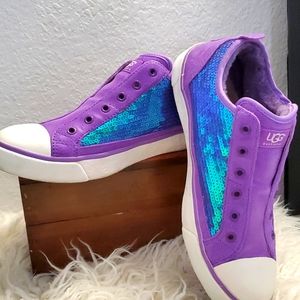 Like NEW UGG Sparkle Sequin Tennis Shoes, sz 8